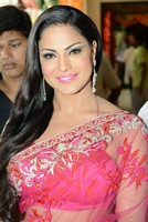 Veena Malik Latest Hot Photos